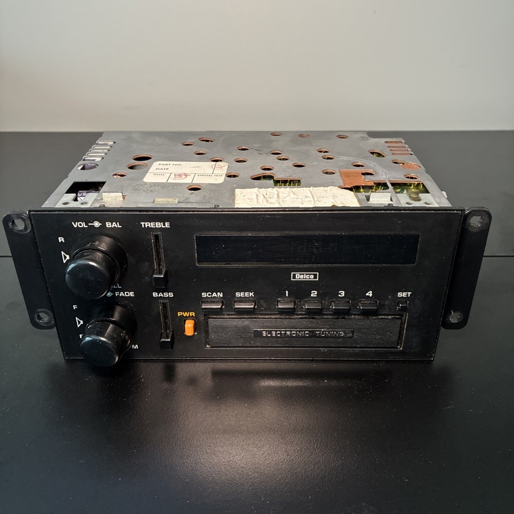Delco GM 16129924 AM/FM Radio Stereo Analog OEM Chevy GMC Buick Pontiac 80s-90s
